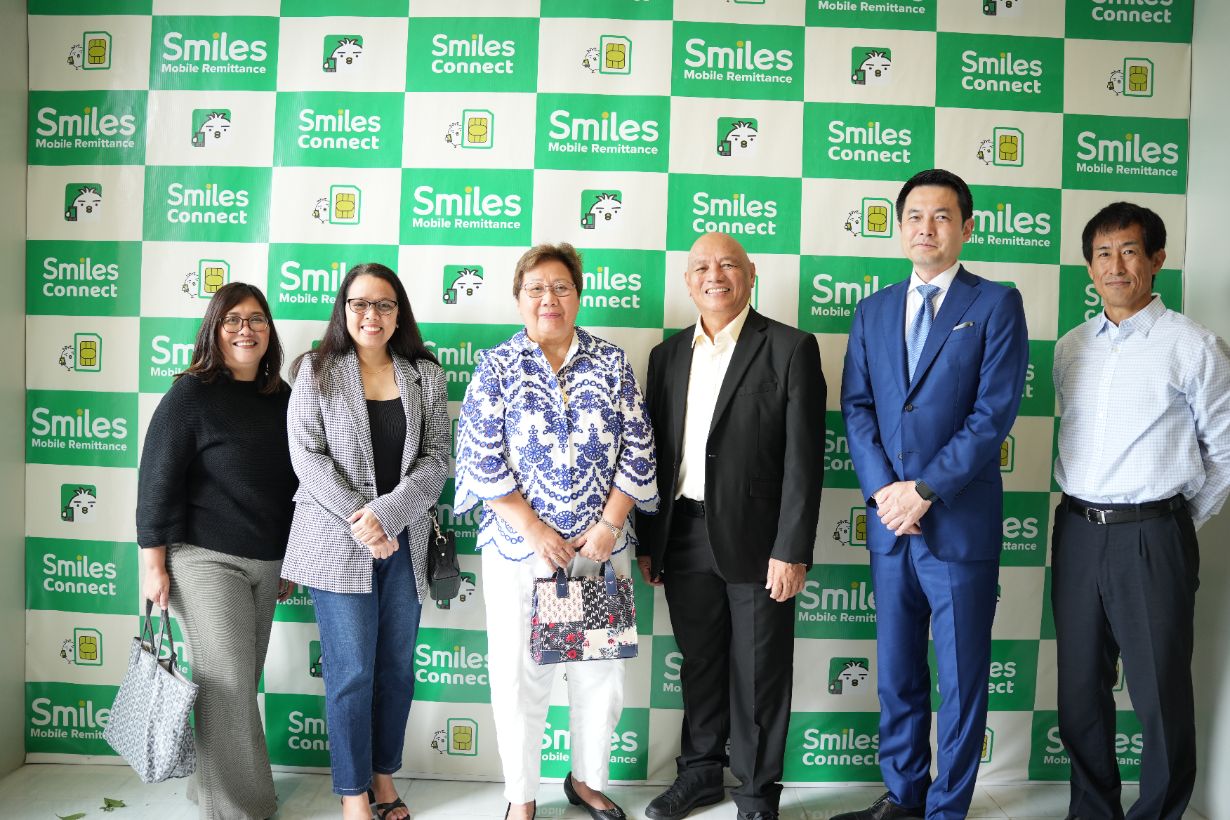 Representatives from partner bank PNB