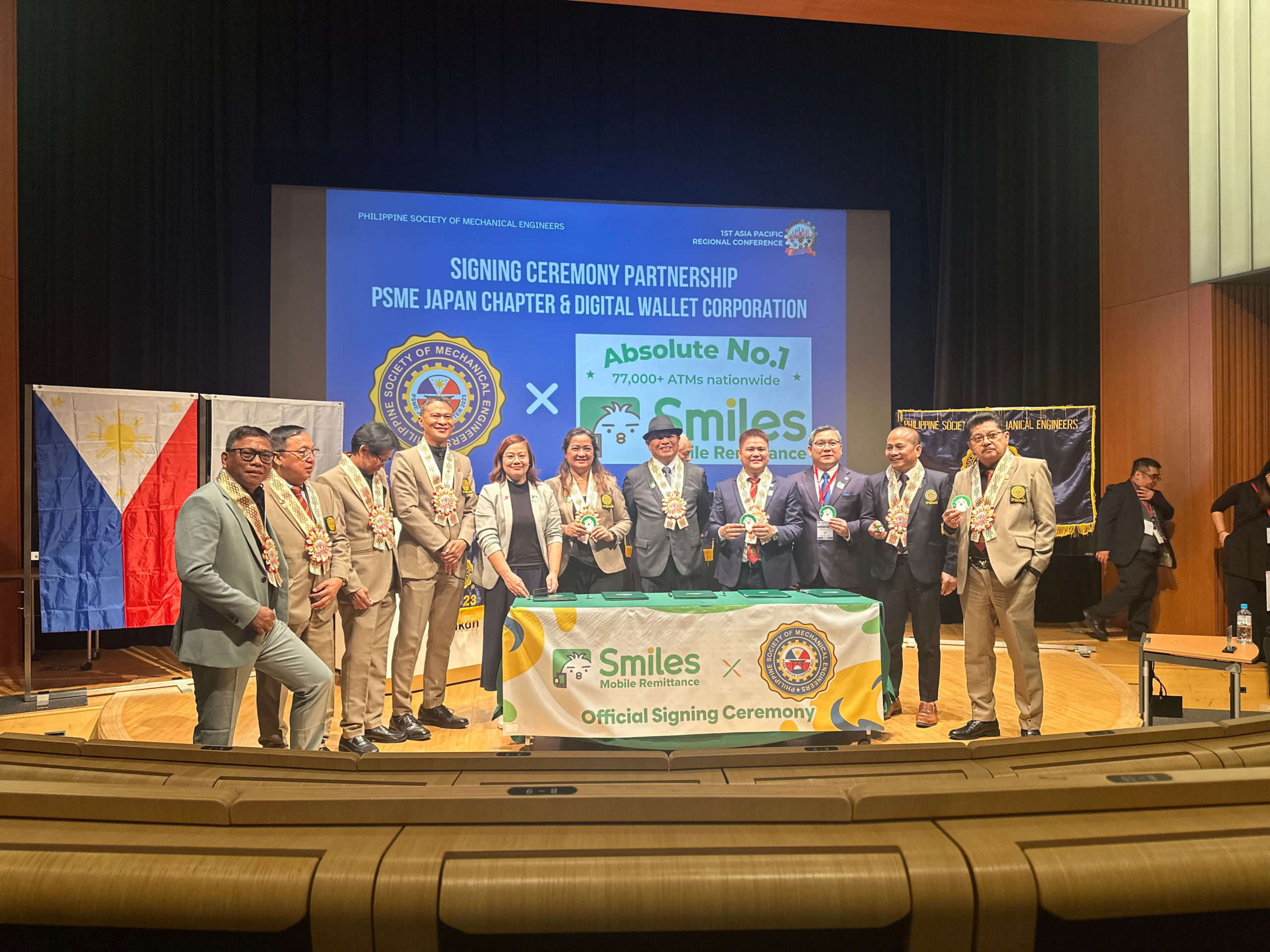 PSME members with Smiles Director and EVP