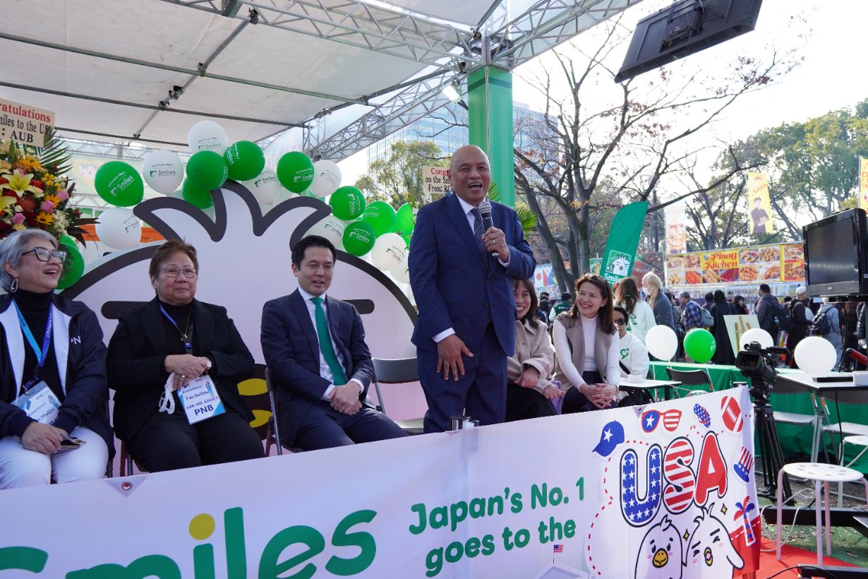 Smiles US team with partners from PNB and AUB