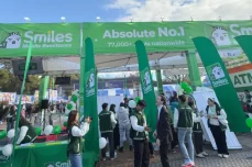 smiles booth at yoyogi park
