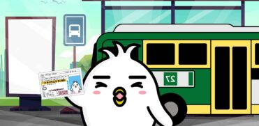 Tori pegang SIM Bus di depan Bus