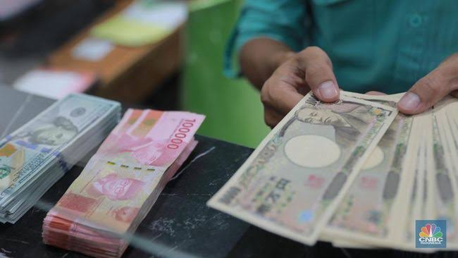 Money Exchange Yen, IDR, dan USD