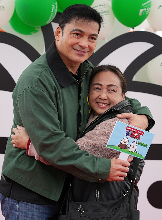 Philippine Festival Tokyo & Smiles Mobile Remittance