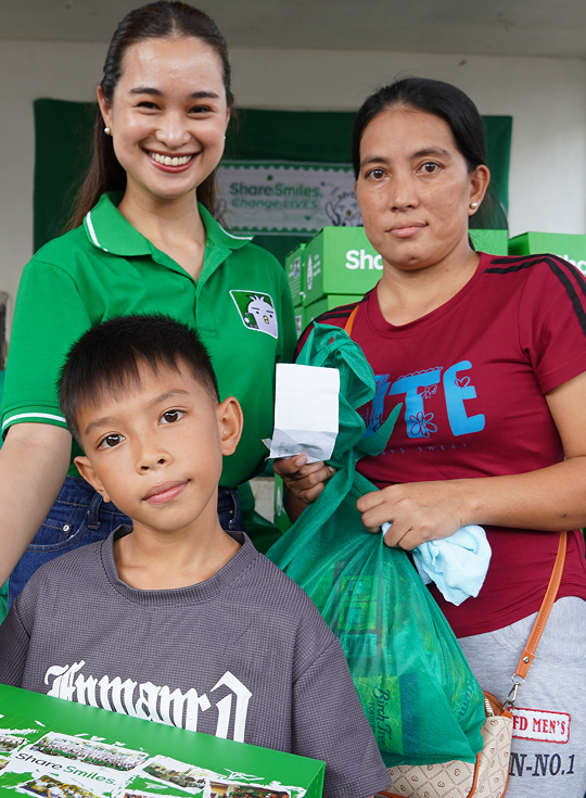 Philippine Festival Tokyo & Smiles Mobile Remittance