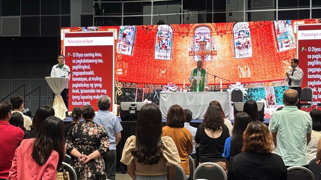Mass at Fiesta ng Pamilyang Pilipino