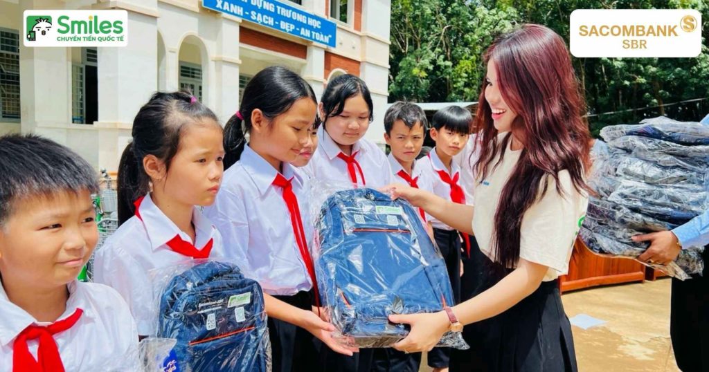 smiles x sacombank sbr - tiep suc toi truong 2