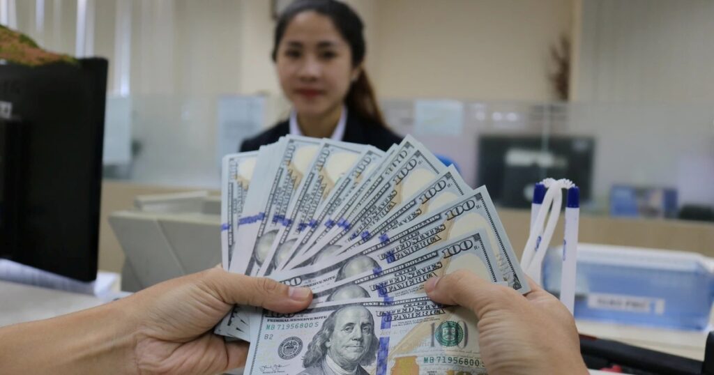 Người Thân Ở Mỹ Gửi Tiền Về Việt Nam Có Phải Đóng Thuế Không 1